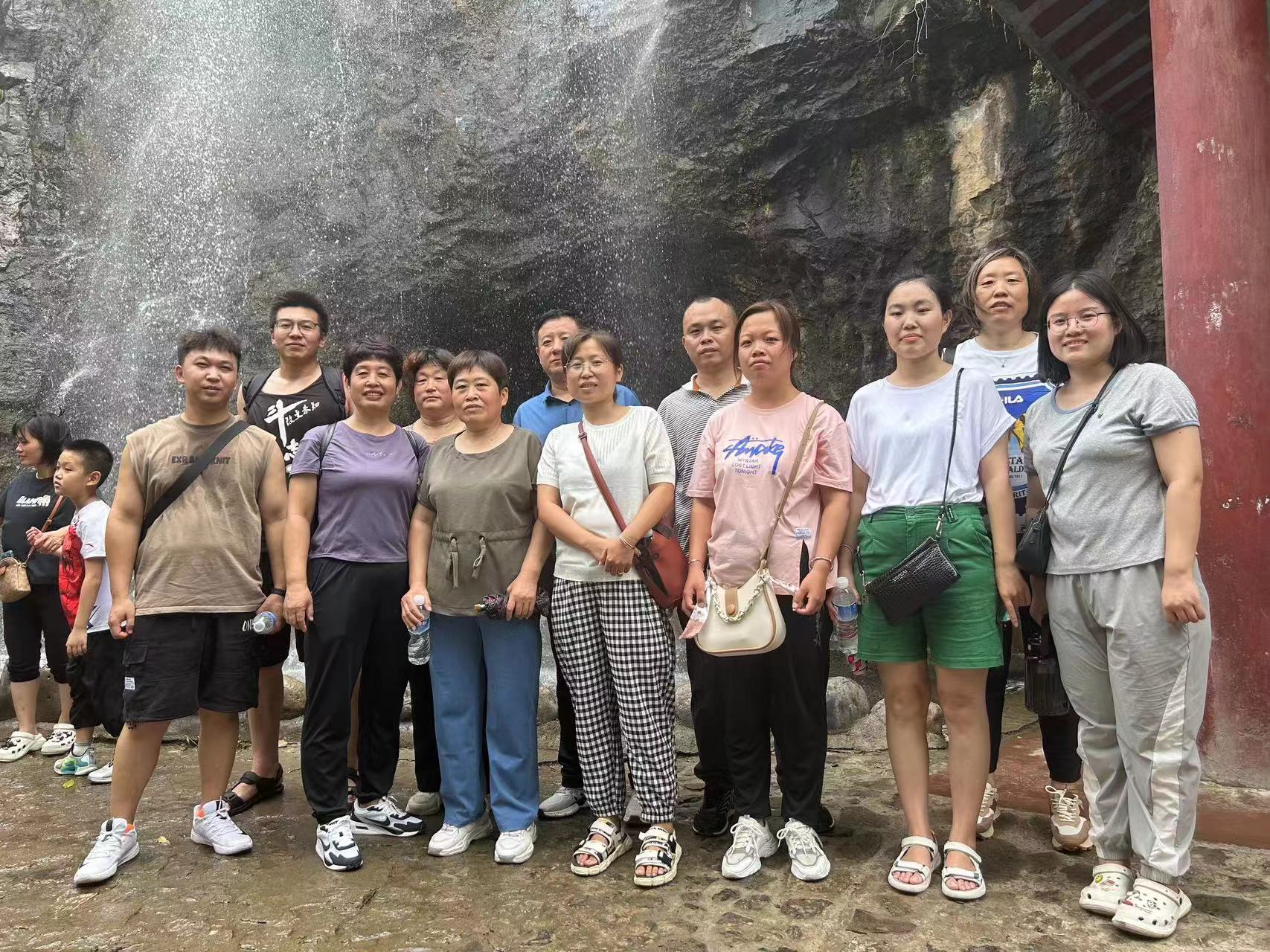 合影4.jpg